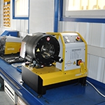 Equipment for high-pressure hoses assembly